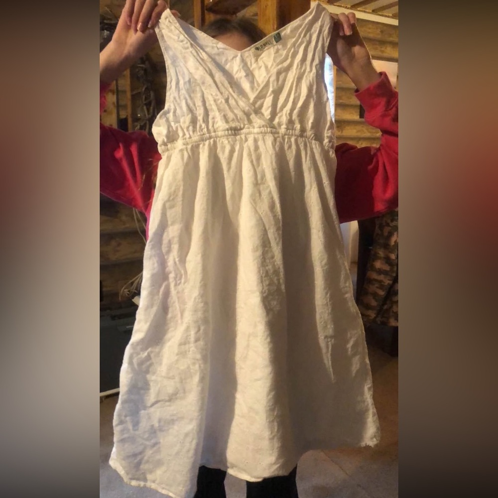 Old Navy girls White eyelet Sleeveless V- Neck Sundress sz 14